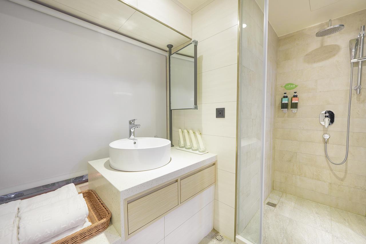 Green Hotel - West District Taichung Exterior foto